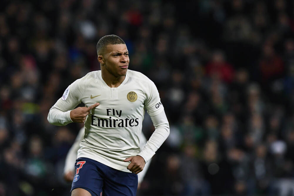 埃奇库姆准绝杀登全美热搜! 末节+加时16分强势 美媒高呼艾弗森附体